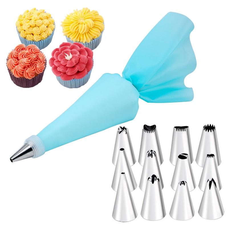 Kit de Bicos de Confeitar com 29 Pçs. Inclui Saco de Silicone para Confeitar e mais 3 Raspadores 0 Paneshopping.com 
