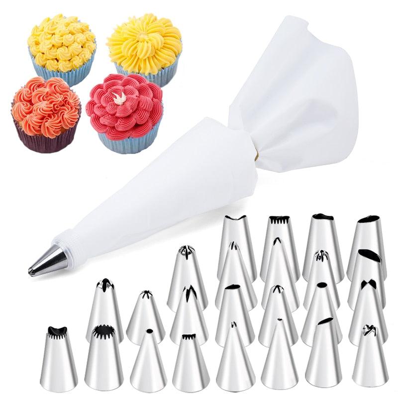 Kit de Bicos de Confeitar com 29 Pçs. Inclui Saco de Silicone para Confeitar e mais 3 Raspadores 0 Paneshopping.com 